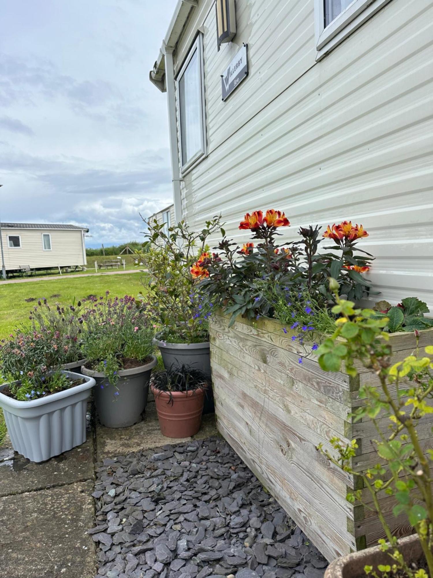 Skye Breaks Hotel Sheerness Exterior photo